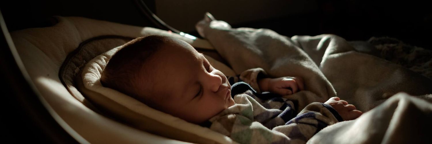 Split Nights: Why Your Baby Is Wide Awake For Hours At Night